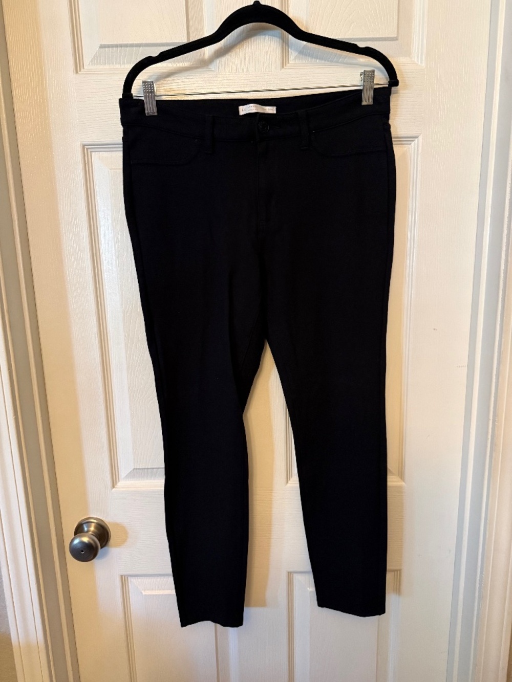 Lauren Conrad Black Super Skinny Pants, Size L